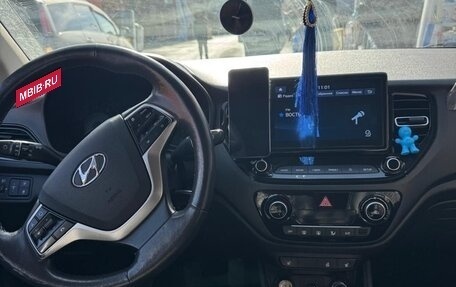 Hyundai Solaris II рестайлинг, 2020 год, 1 050 000 рублей, 5 фотография