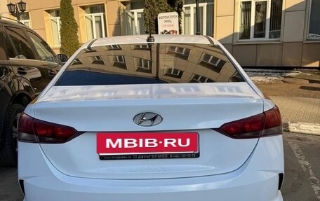 Hyundai Solaris II рестайлинг, 2020 год, 1 050 000 рублей, 2 фотография