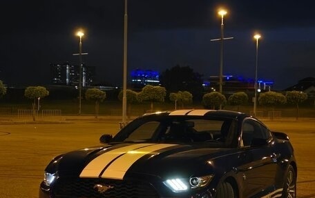 Ford Mustang VI рестайлинг, 2015 год, 2 400 000 рублей, 17 фотография