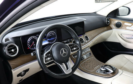 Mercedes-Benz E-Класс, 2019 год, 4 407 000 рублей, 9 фотография