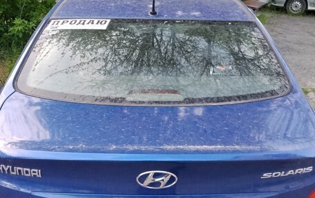Hyundai Solaris II рестайлинг, 2011 год, 700 000 рублей, 1 фотография