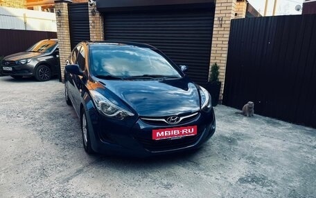 Hyundai Elantra V, 2011 год, 1 040 000 рублей, 1 фотография