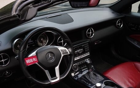 Mercedes-Benz SLK-Класс, 2012 год, 2 650 000 рублей, 15 фотография