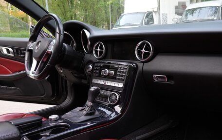 Mercedes-Benz SLK-Класс, 2012 год, 2 650 000 рублей, 30 фотография