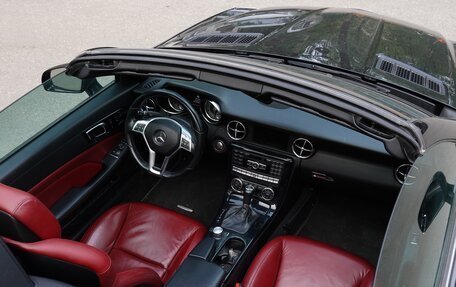 Mercedes-Benz SLK-Класс, 2012 год, 2 650 000 рублей, 18 фотография