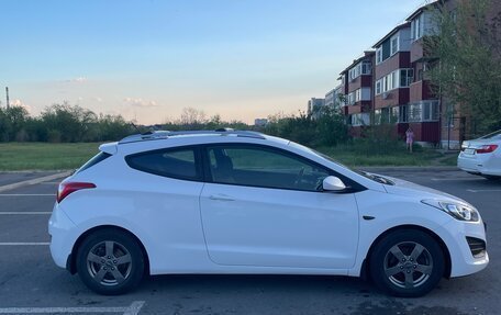 Hyundai i30 II рестайлинг, 2015 год, 968 000 рублей, 4 фотография
