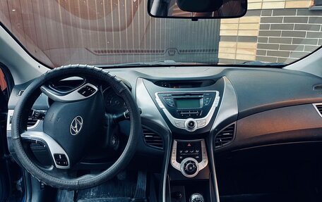 Hyundai Elantra V, 2011 год, 1 040 000 рублей, 4 фотография