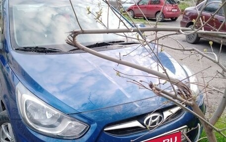 Hyundai Solaris II рестайлинг, 2011 год, 700 000 рублей, 10 фотография