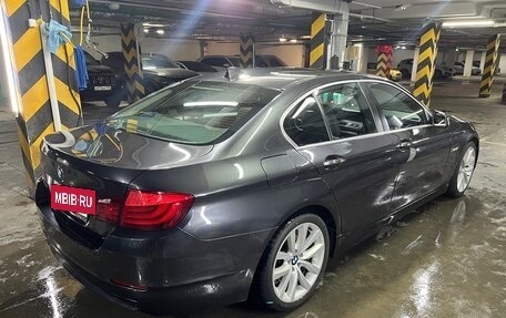 BMW 5 серия, 2011 год, 1 550 000 рублей, 2 фотография