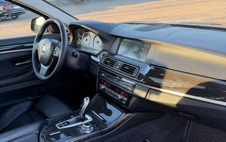 BMW 5 серия, 2011 год, 1 550 000 рублей, 26 фотография