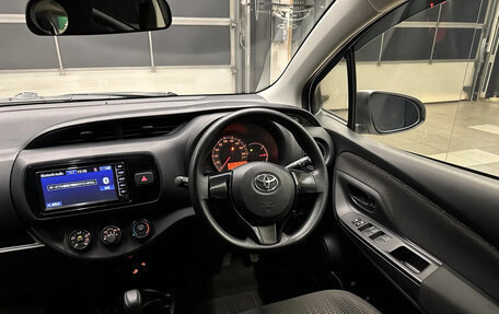 Toyota Vitz, 2019 год, 895 000 рублей, 10 фотография