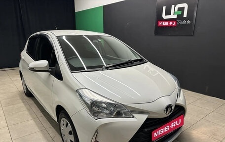 Toyota Vitz, 2019 год, 895 000 рублей, 1 фотография