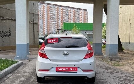 Hyundai Solaris II рестайлинг, 2015 год, 760 000 рублей, 2 фотография