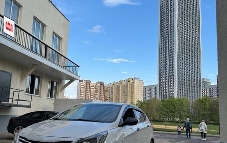 Hyundai Solaris II рестайлинг, 2015 год, 760 000 рублей, 5 фотография