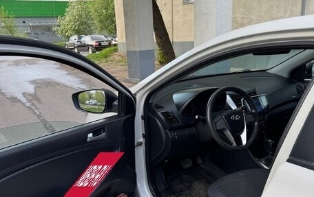 Hyundai Solaris II рестайлинг, 2015 год, 760 000 рублей, 6 фотография