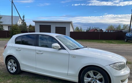 BMW 1 серия, 2011 год, 800 000 рублей, 6 фотография