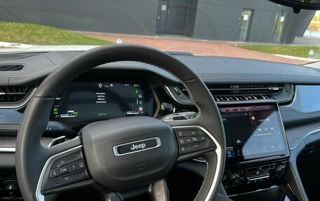 Jeep Grand Cherokee, 2022 год, 6 870 000 рублей, 17 фотография
