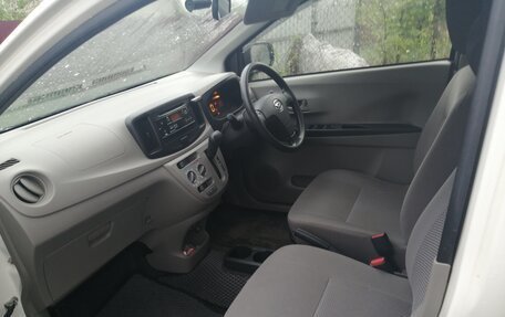 Daihatsu Mira e:S I рестайлинг, 2016 год, 520 000 рублей, 10 фотография