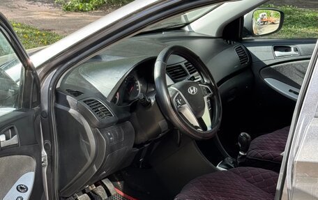 Hyundai Solaris II рестайлинг, 2011 год, 430 000 рублей, 7 фотография