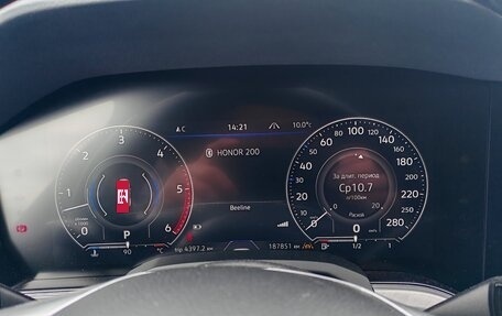 Volkswagen Touareg III, 2019 год, 4 950 000 рублей, 10 фотография