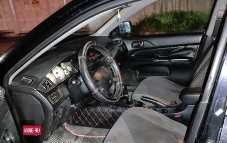 Mitsubishi Lancer IX, 2004 год, 270 000 рублей, 9 фотография