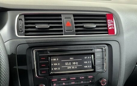 Volkswagen Jetta VI, 2012 год, 980 000 рублей, 7 фотография