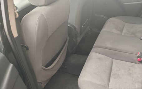 Toyota Matrix, 2005 год, 480 000 рублей, 6 фотография