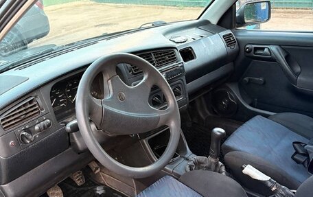 Volkswagen Vento, 1994 год, 140 000 рублей, 7 фотография