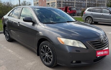Toyota Camry, 2008 год, 890 000 рублей, 2 фотография