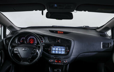 KIA cee'd III, 2015 год, 890 000 рублей, 17 фотография