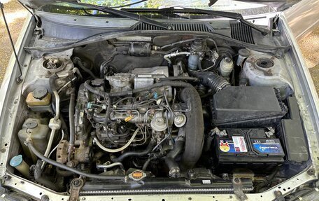 Toyota Avensis III рестайлинг, 1998 год, 400 000 рублей, 9 фотография