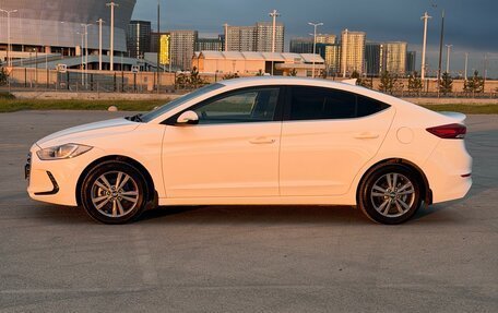 Hyundai Elantra VI рестайлинг, 2018 год, 1 650 000 рублей, 4 фотография