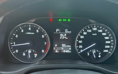 Hyundai Elantra VI рестайлинг, 2018 год, 1 650 000 рублей, 12 фотография