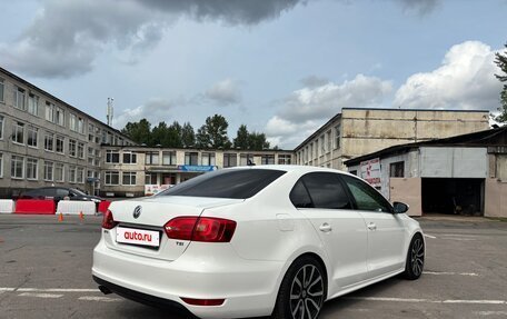 Volkswagen Jetta VI, 2012 год, 1 050 000 рублей, 4 фотография