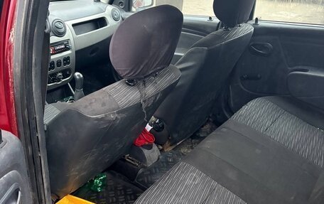 Renault Logan I, 2011 год, 270 000 рублей, 6 фотография