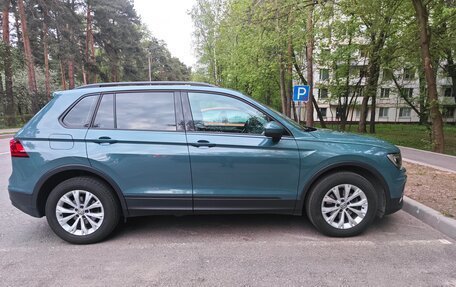Volkswagen Tiguan II, 2020 год, 2 850 000 рублей, 4 фотография