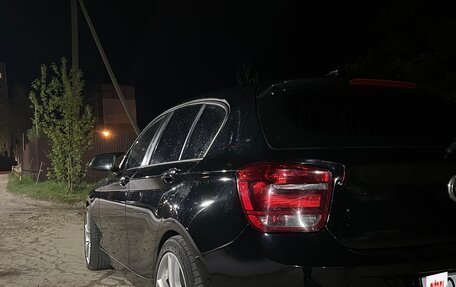 BMW 1 серия, 2011 год, 1 300 000 рублей, 5 фотография