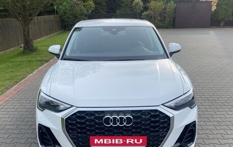 Audi Q3, 2023 год, 3 200 000 рублей, 14 фотография
