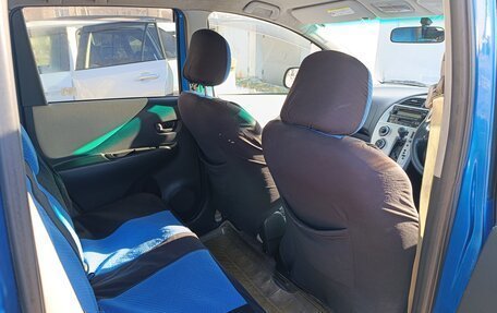 Toyota Ractis I, 2008 год, 550 000 рублей, 15 фотография