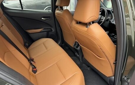 Lexus UX I, 2021 год, 2 050 000 рублей, 21 фотография