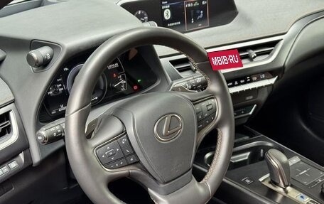 Lexus UX I, 2021 год, 2 050 000 рублей, 14 фотография