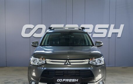 Mitsubishi Outlander III рестайлинг 3, 2014 год, 1 329 000 рублей, 3 фотография