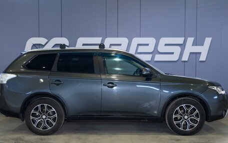 Mitsubishi Outlander III рестайлинг 3, 2014 год, 1 329 000 рублей, 5 фотография