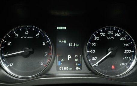 Mitsubishi Outlander III рестайлинг 3, 2014 год, 1 329 000 рублей, 14 фотография