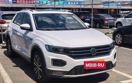 Volkswagen T-Roc I, 2021 год, 1 700 000 рублей, 3 фотография