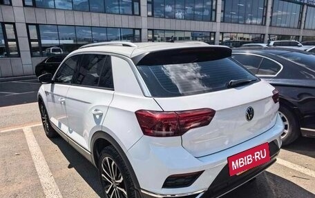 Volkswagen T-Roc I, 2021 год, 1 700 000 рублей, 4 фотография