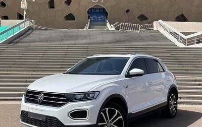Volkswagen T-Roc I, 2021 год, 1 600 000 рублей, 1 фотография
