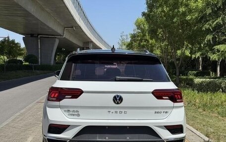 Volkswagen T-Roc I, 2021 год, 1 700 000 рублей, 5 фотография