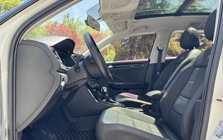 Volkswagen T-Roc I, 2021 год, 1 700 000 рублей, 8 фотография