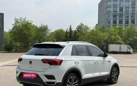 Volkswagen T-Roc I, 2021 год, 1 600 000 рублей, 4 фотография